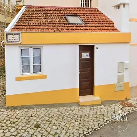 Holiday home Casinha Da Praia *